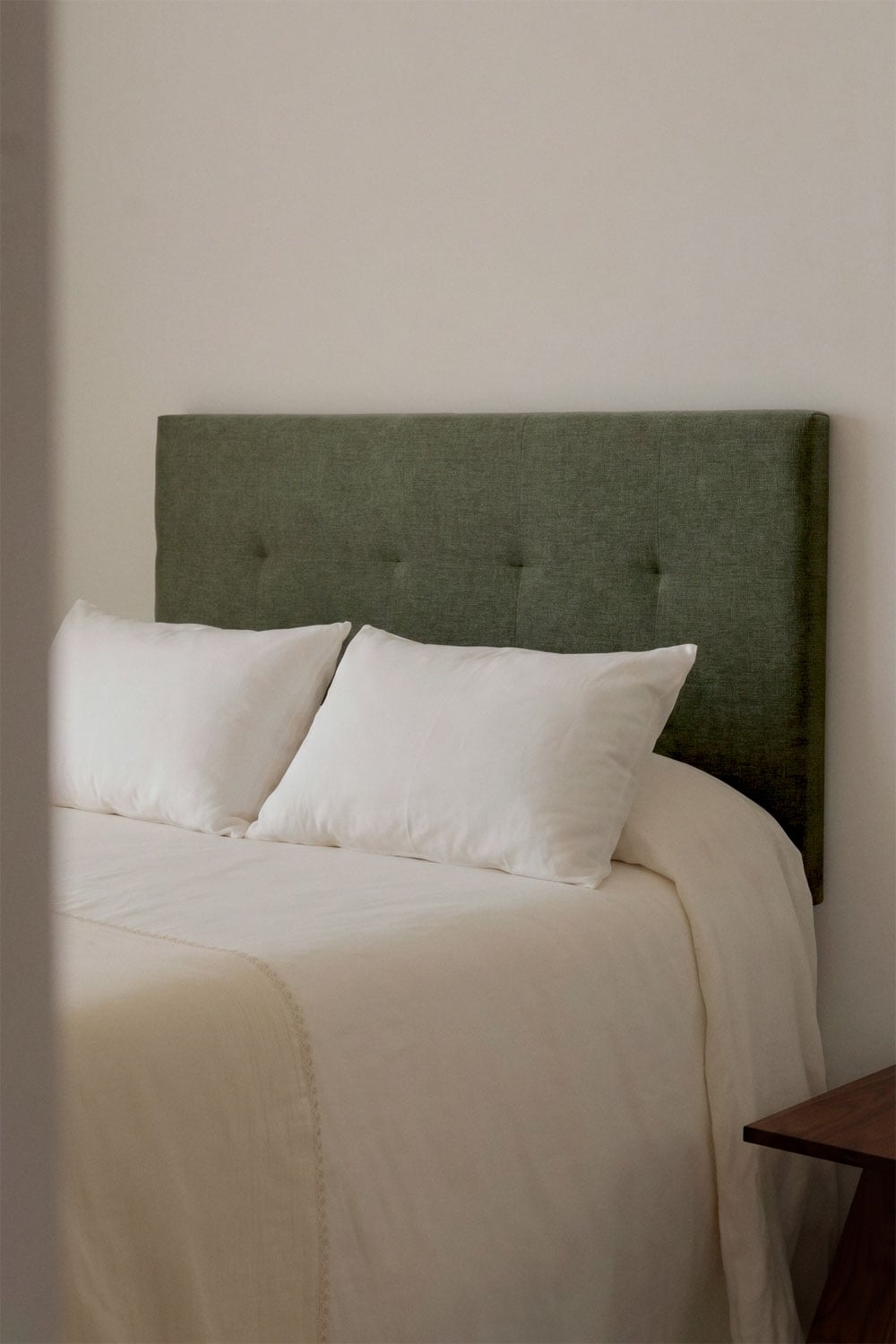 Tête de lit capitonnée en chenille sage vert